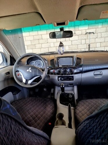 Mitsubishi L200 2013, 383,641 km - 2.5 l - Şirvan