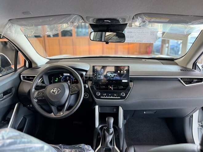 Toyota Corolla Cross 2025, 0 km - 2.0 л - Bakı