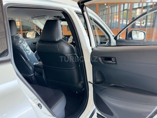 Toyota Corolla Cross 2025, 0 km - 2.0 л - Bakı