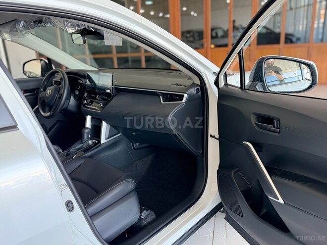 Toyota Corolla Cross 2025, 0 km - 2.0 л - Bakı