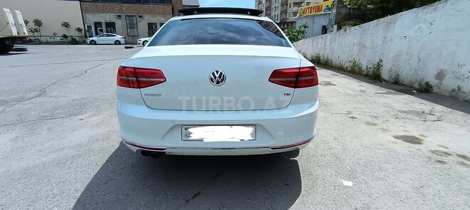 Volkswagen Passat 2016, 121,000 km - 1.8 l - Bakı