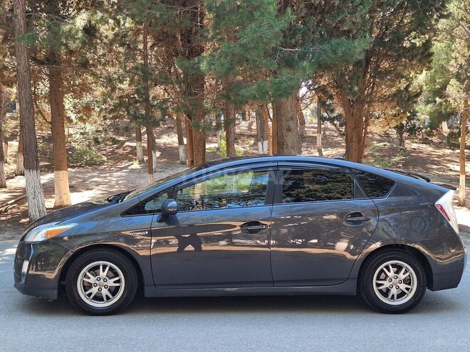 Toyota Prius 2010, 197,800 km - 1.8 l - Sumqayıt