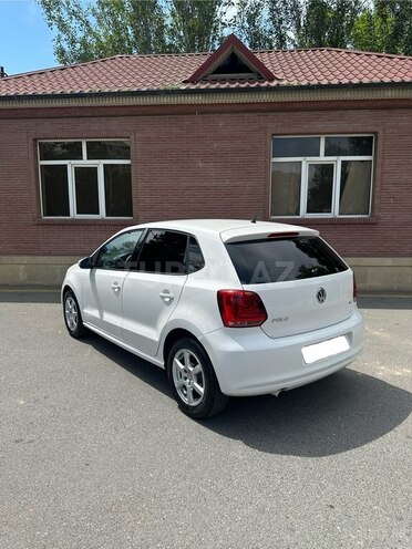 Volkswagen Polo 2009, 220,000 km - 1.4 л - Bakı