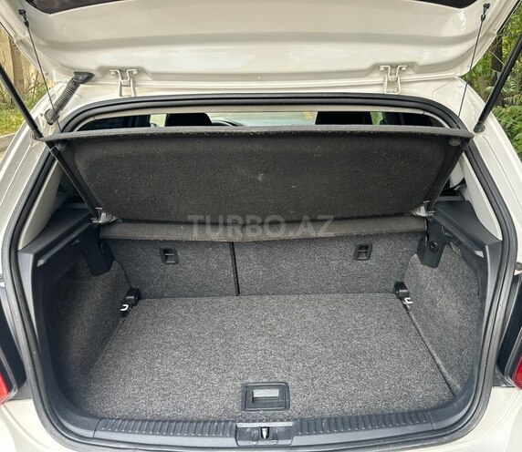 Volkswagen Polo 2009, 220,000 km - 1.4 л - Bakı