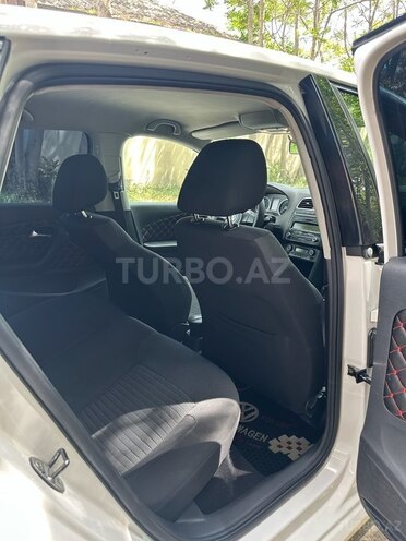 Volkswagen Polo 2009, 220,000 km - 1.4 л - Bakı