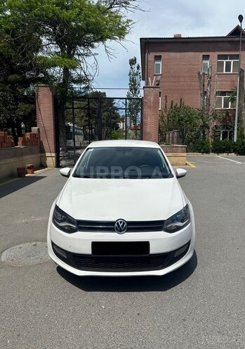 Volkswagen Polo 2009, 220,000 km - 1.4 л - Bakı
