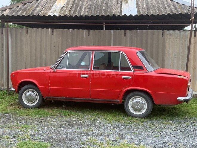LADA (VAZ) 21011 1979, 32,000 km - 1.3 л - Zaqatala