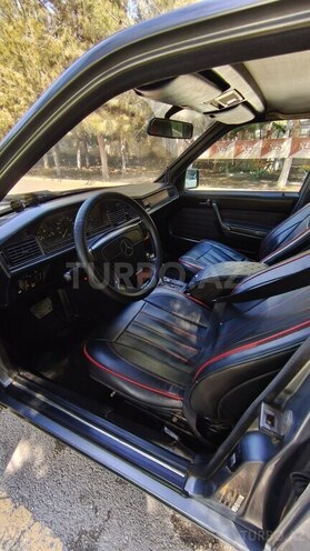 Mercedes 190 1993, 650,856 km - 2.0 л - Şirvan