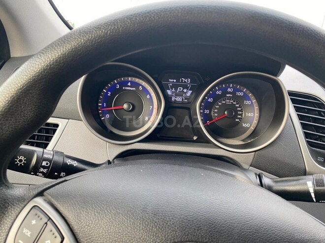 Hyundai Elantra 2014, 177,028 km - 1.8 l - Bakı