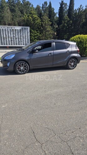 Toyota Aqua 2016, 10,300 km - 1.5 l - Bərdə