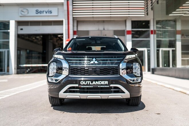 Mitsubishi Outlander 2025, 0 km - 2.5 l - Bakı