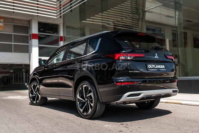 Mitsubishi Outlander 2025, 0 km - 2.5 l - Bakı