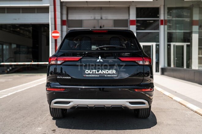 Mitsubishi Outlander 2025, 0 km - 2.5 l - Bakı