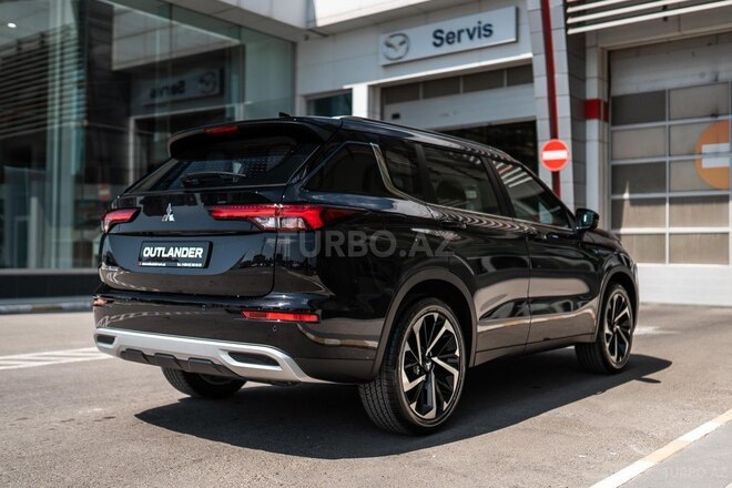 Mitsubishi Outlander 2025, 0 km - 2.5 l - Bakı