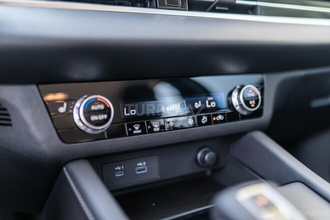 Mitsubishi Outlander 2025, 0 km - 2.5 l - Bakı