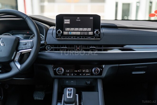 Mitsubishi Outlander 2025, 0 km - 2.5 l - Bakı
