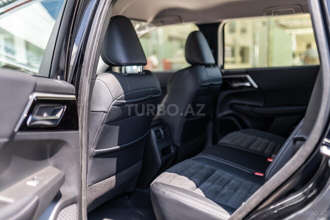 Mitsubishi Outlander 2025, 0 km - 2.5 l - Bakı