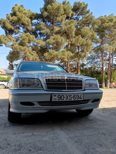 Mercedes C 220 d 1999, 300,875 km - 2.2 л - Biləsuvar