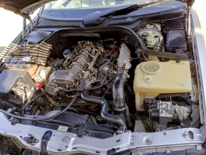Mercedes C 220 d 1999, 300,875 km - 2.2 л - Biləsuvar