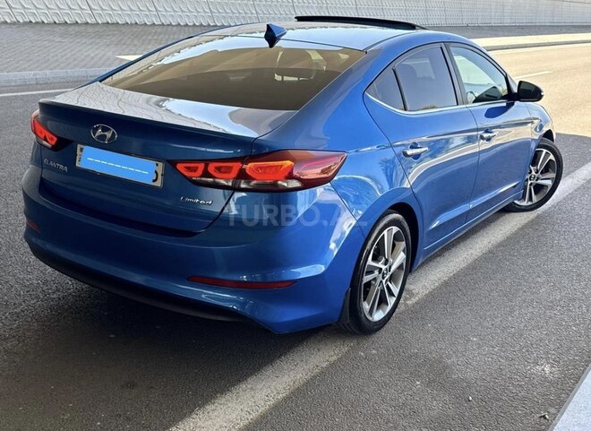 Hyundai Elantra 2017, 102,187 km - 2.0 л - Bakı