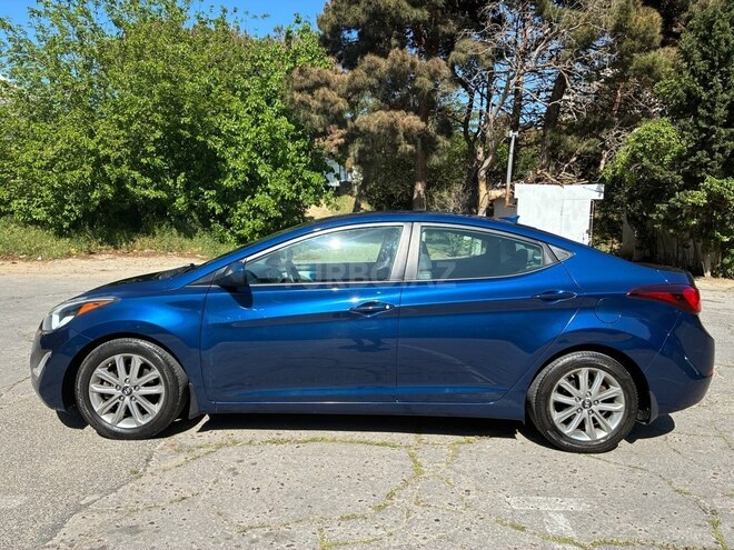 Hyundai Elantra 2015, 142,000 km - 1.8 л - Bakı