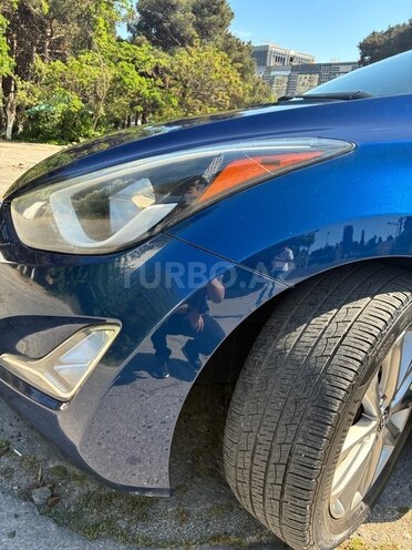 Hyundai Elantra 2015, 142,000 km - 1.8 л - Bakı