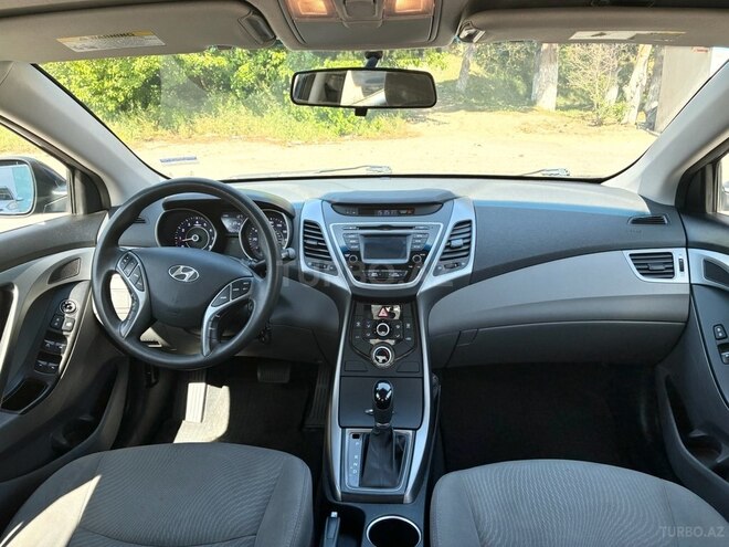 Hyundai Elantra 2015, 142,000 km - 1.8 л - Bakı