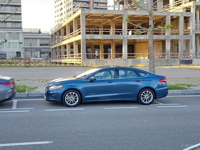 Ford Fusion (North America) 2019, 186,600 km - 2.0 л - Bakı