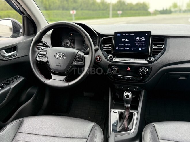 Hyundai Accent 2021, 91,500 km - 1.6 l - Bakı