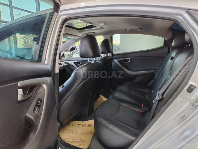 Hyundai Elantra 2012, 211,000 km - 1.8 l - Sumqayıt