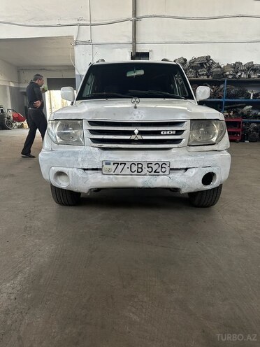 Mitsubishi Pajero io 2000, 405,000 km - 2.0 л - Bakı