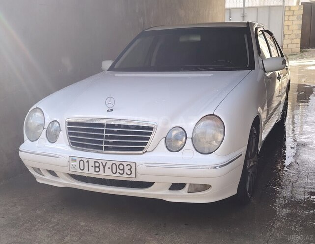 Mercedes E 280 2000, 290,000 km - 2.8 l - Bakı