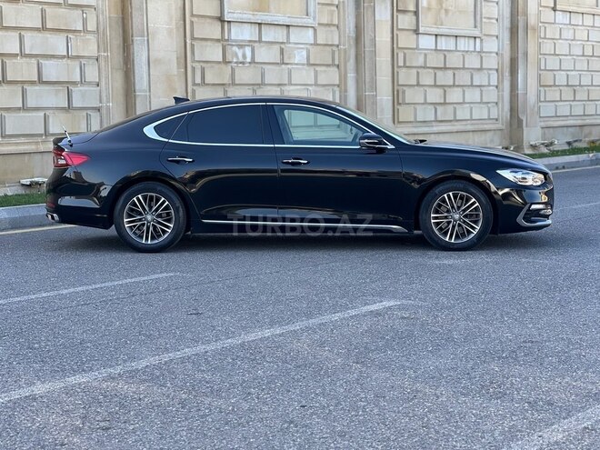 Hyundai Grandeur-5