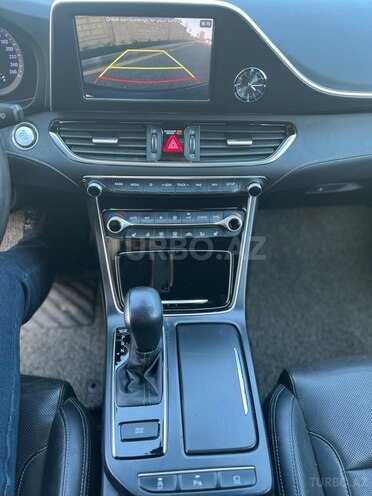 Hyundai Grandeur-17