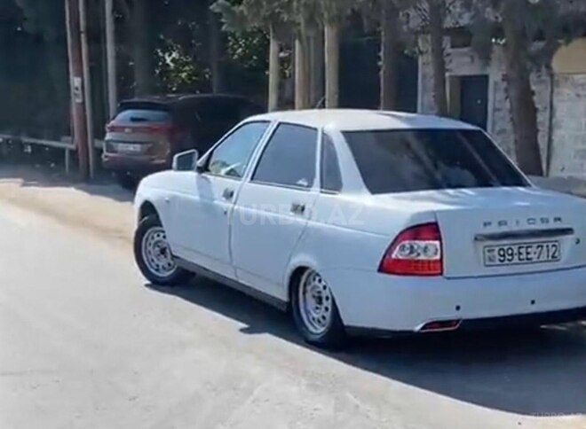 LADA (VAZ) Priora 2013, 350,000 km - 1.6 l - Astara