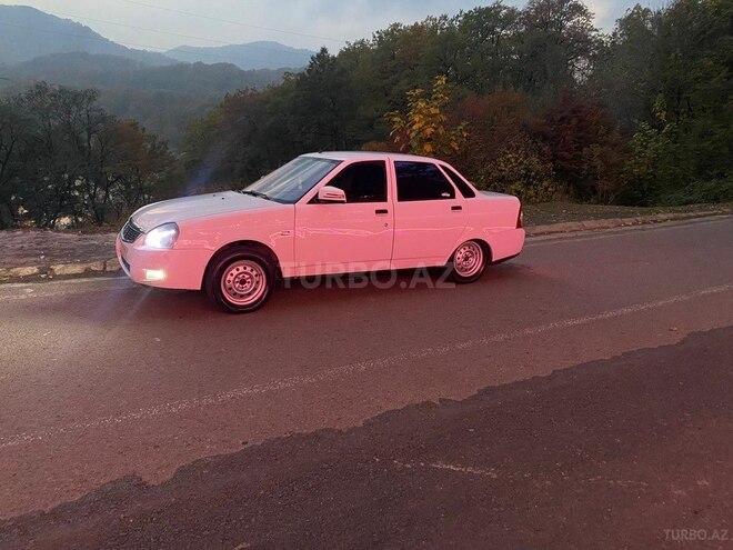 LADA (VAZ) Priora 2013, 350,000 km - 1.6 l - Astara