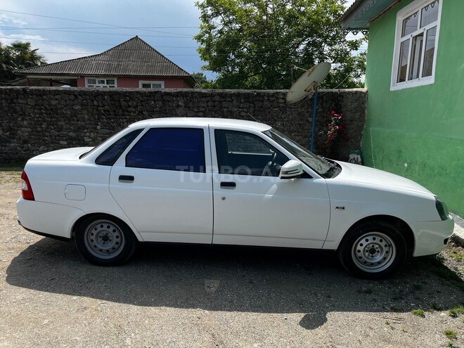LADA (VAZ) Priora 2013, 350,000 km - 1.6 l - Astara