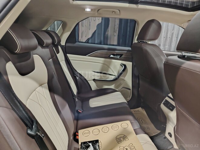 Bestune T77 2024, 11,000 km - 1.5 л - Bakı