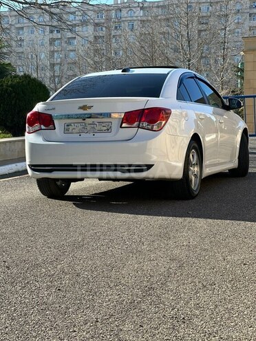 Chevrolet Cruze 2015, 270,325 km - 1.4 l - Bakı