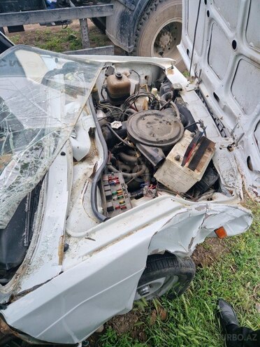 LADA (VAZ) 2107 2002, 20,000 km - 1.6 л - Bərdə