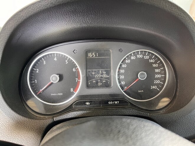 Volkswagen Polo 2010, 220,000 km - 1.4 l - Bakı