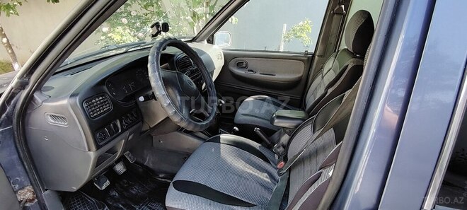 Kia Sportage 2003, 394,000 km - 2.0 l - Bakı