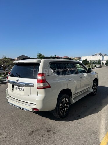 Toyota Land Cruiser Prado 2010, 270,530 km - 2.7 л - Bakı