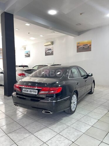 Hyundai Grandeur-10