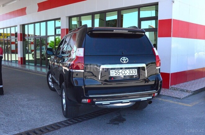 Toyota Land Cruiser Prado 2010, 170,000 km - 2.7 л - Şəki