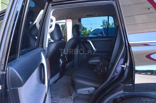 Toyota Land Cruiser Prado 2010, 170,000 km - 2.7 л - Şəki