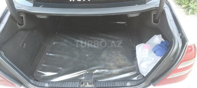 Mercedes E 220 d 2005, 323,200 km - 2.2 л - Bakı