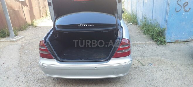 Mercedes E 220 d 2005, 323,200 km - 2.2 л - Bakı