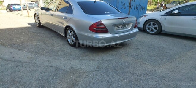 Mercedes E 220 d 2005, 323,200 km - 2.2 л - Bakı