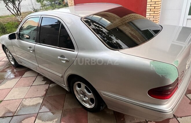 Mercedes E 220 d 2001, 434,000 km - 2.2 l - Bakı
